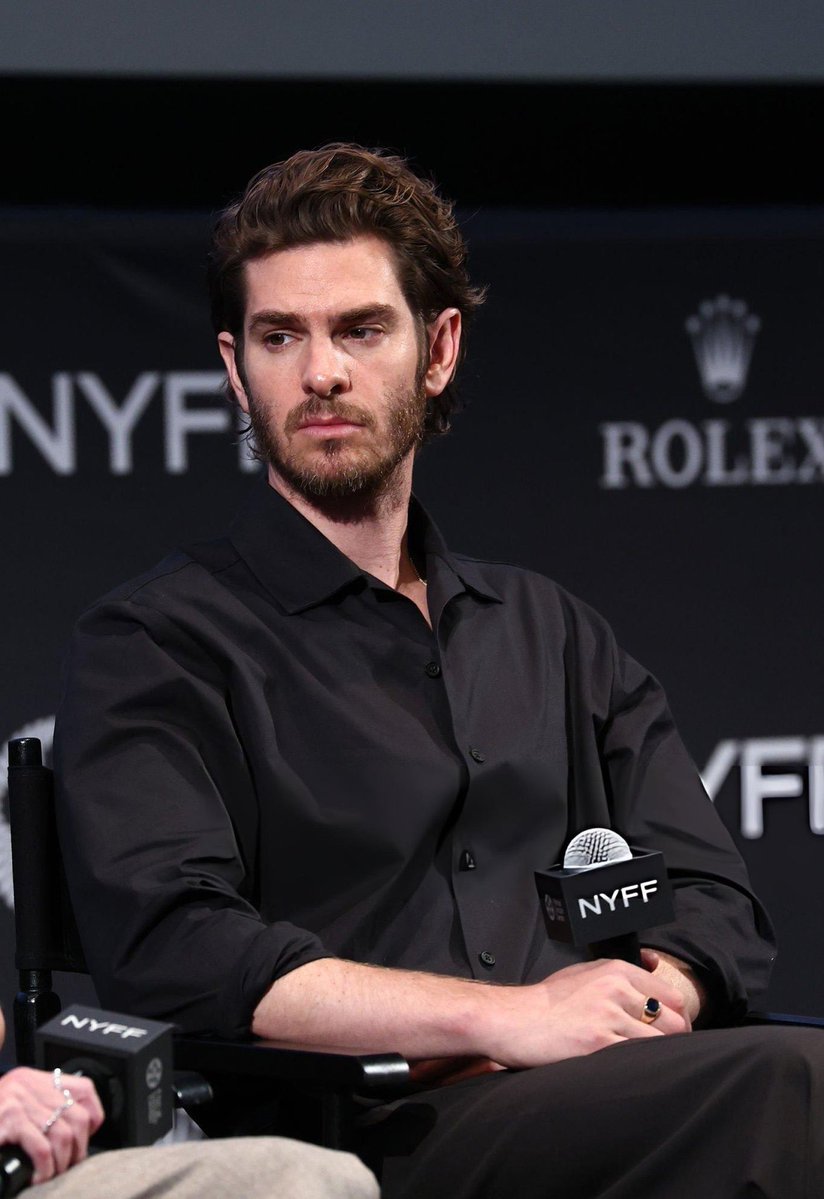 Hes so perfection ✨🫠