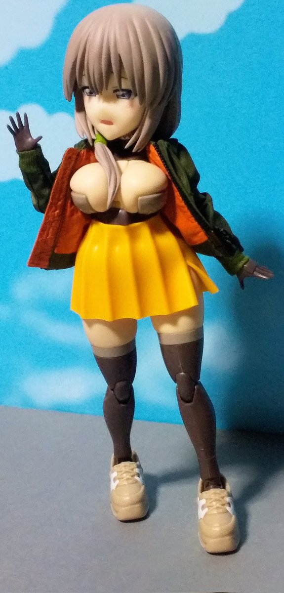 taruho4's tweet photo. フレッシュカラーのハンドパーツが欲しくなるなぁ
#カヌレスカート はアレンジでスリットを入れてみた
#輝鎚 #宇崎月 https://t.co/YC6Muf8NFA