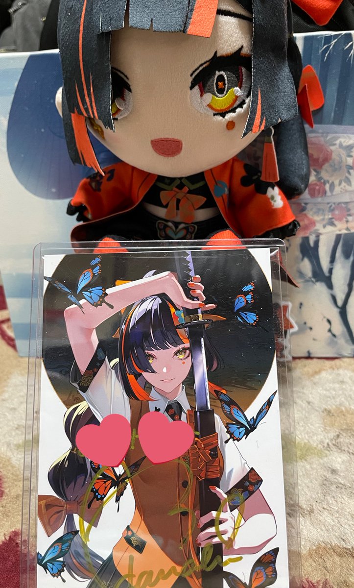 はなびの直筆届いた！ めちゃ嬉しいし、綺麗でカッコいい！ ありがとう