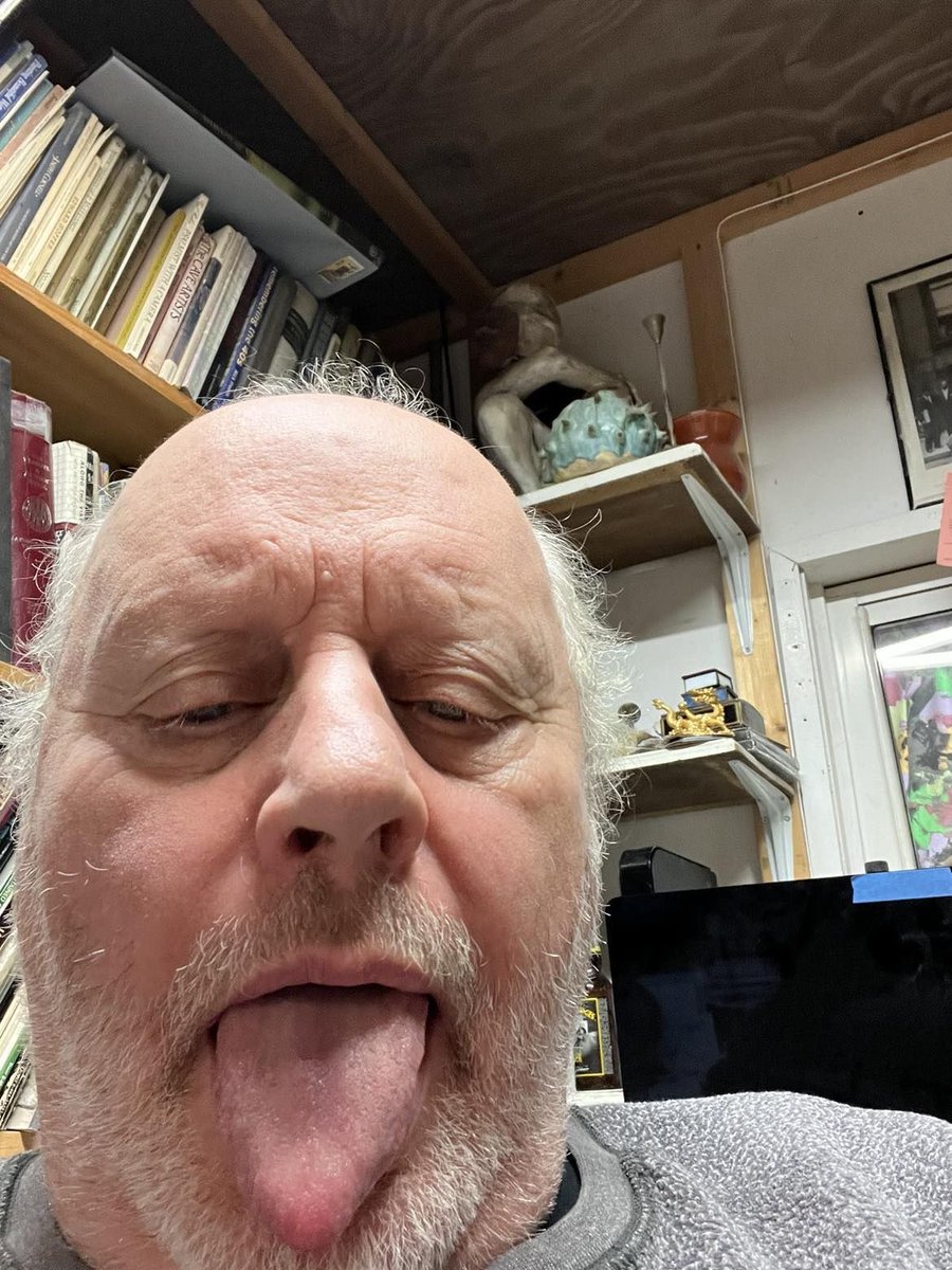 Underground Papa tweet media