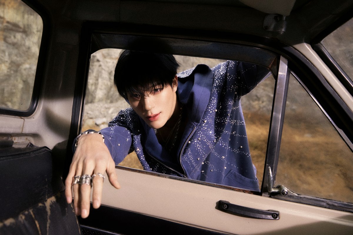 SIDE B #JENO 

NCT JNJM 【BOTH SIDES - The 1st Mini Album】
➫ 2026.02.23 6PM (KST)

💿 Pre-order
NCTJNJM.lnk.to/BOTHSIDES

#NCTJNJM #BOTHSIDES
#NCTJNJM_BOTHSIDES