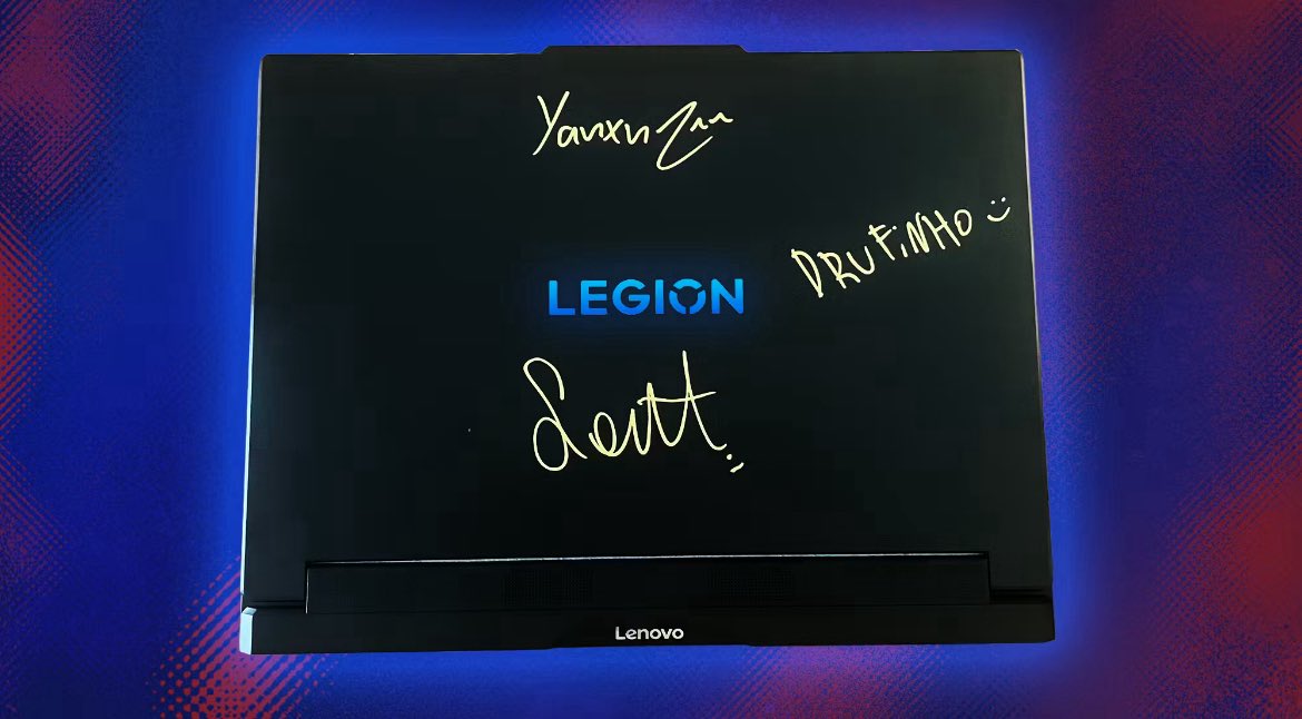 We are giving away a <a href="/FURIA/">FURIA</a> Rocket League signed laptop. Giveaway ends at the end of February!

gaming.lenovo.com/giveaways/post…