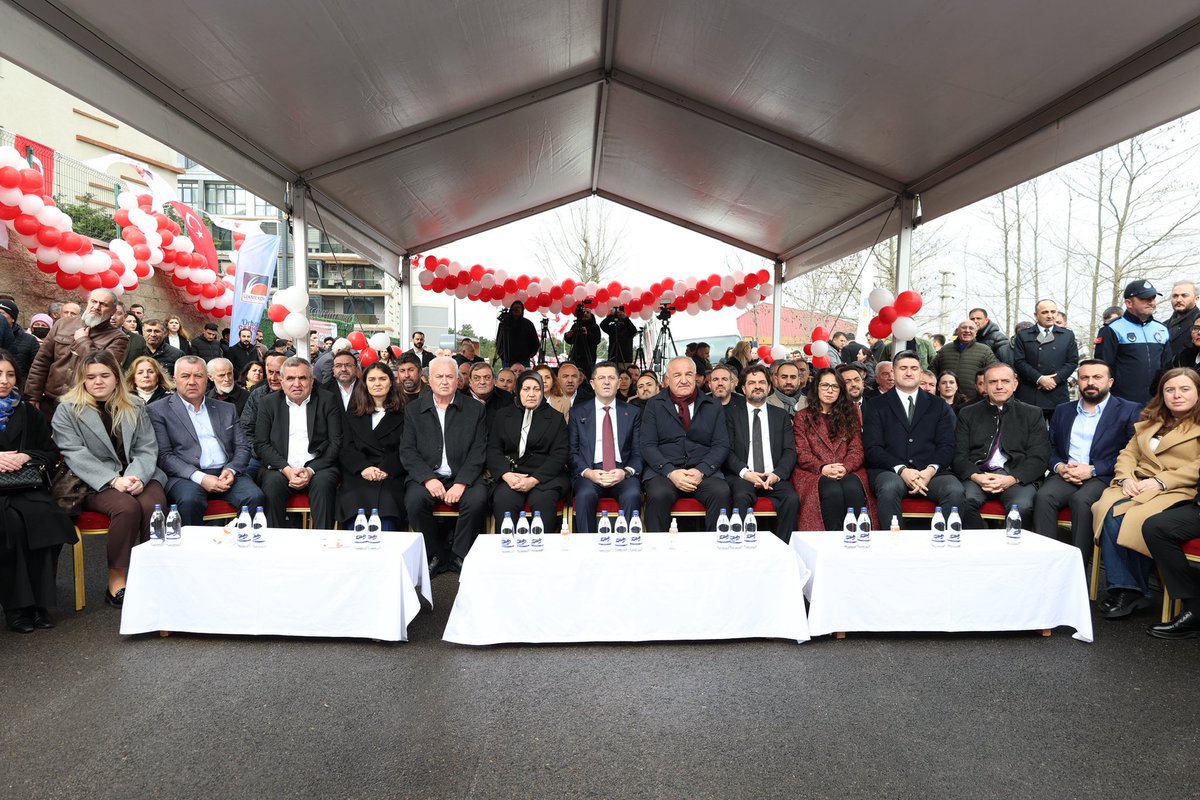GulsahDurbay's tweet photo. Çekmeköy’de, Gülşah’ımızın adını taşıyan Çocuk Gündüz Bakımevi’nin açılışında ailesi olarak yer aldık.

Onun izleri, sevgisi ve hayalleri artık burada çocukların geleceğine umut olacak. https://t.co/SmRVDbTXTa