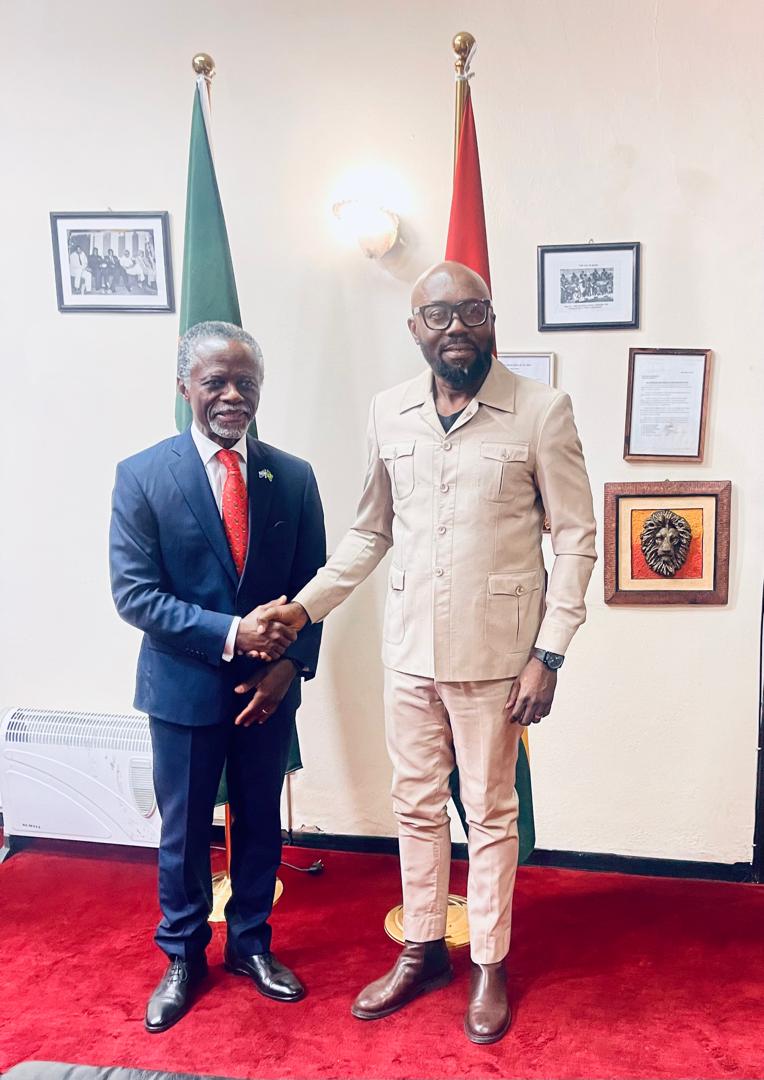 Parfait Onanga-Anyanga tweet media