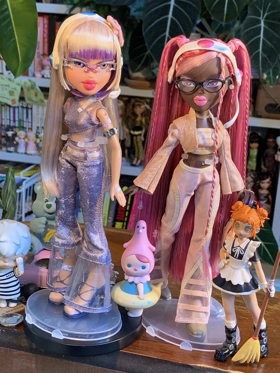 paullete_out's tweet photo. Their reimagining leaks are about to break dolltwt https://t.co/IymOwVaFXp