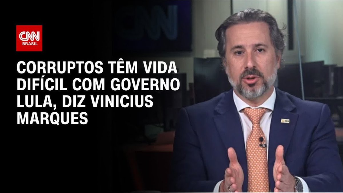Nada de interferência na Polícia Federal, nada de abafar investigações, nada de proteger filhos e a  família . No governo Lula é assim: Onde tem corrupção a polícia vai atrás. Doa a quem doer!