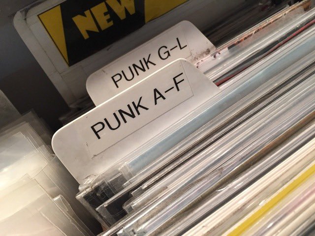 𝗚𝗘𝗡𝗘𝗥𝗔𝗧𝗜𝗢𝗡 𝗢𝗙 𝗦𝗖𝗔𝗥𝗦 (@rocknrollscars) on Twitter photo 