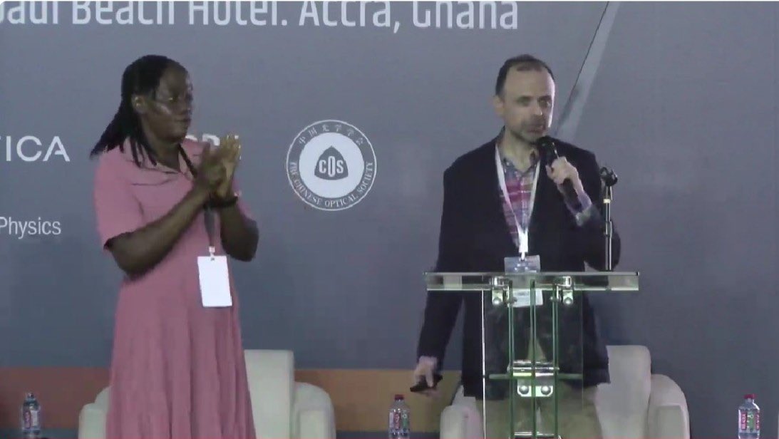 World Quantum Day tweet media