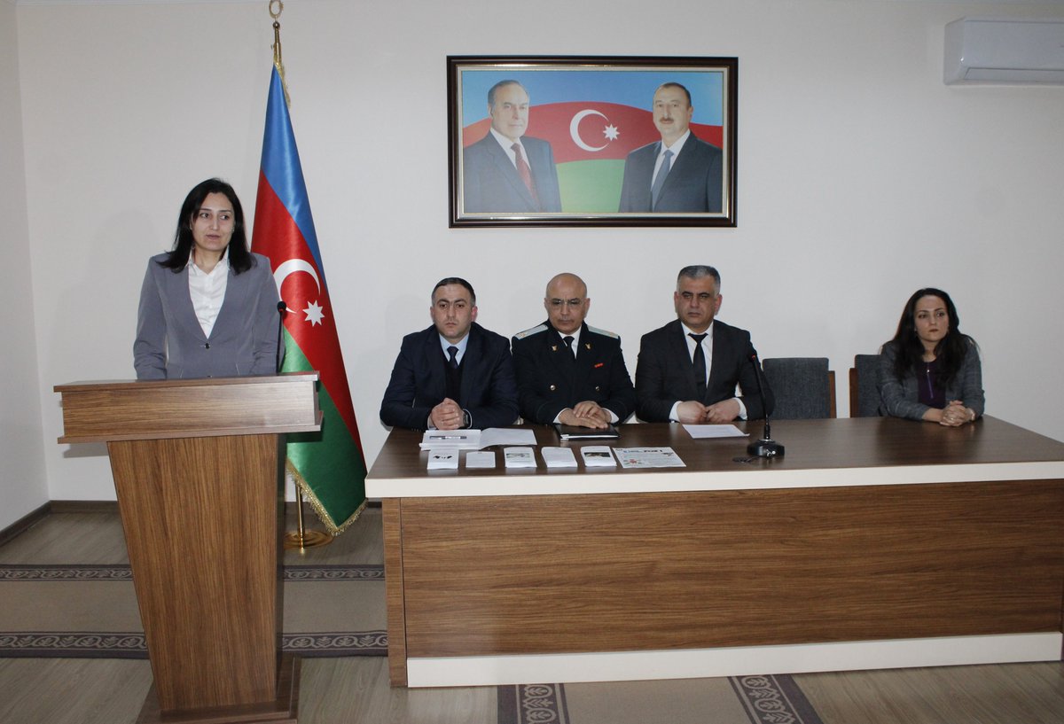 Ordubad rayonunda “Məişət zorakılığı, erkən nikah, yetkinlik yaşına çatmayanlar və ailə münasibətləri əleyhinə olan hüquqpozmalar və onların profilaktikası” mövzusunda tədbir keçirilib
ordubad-ih.gov.az/xeber/ordubad-…