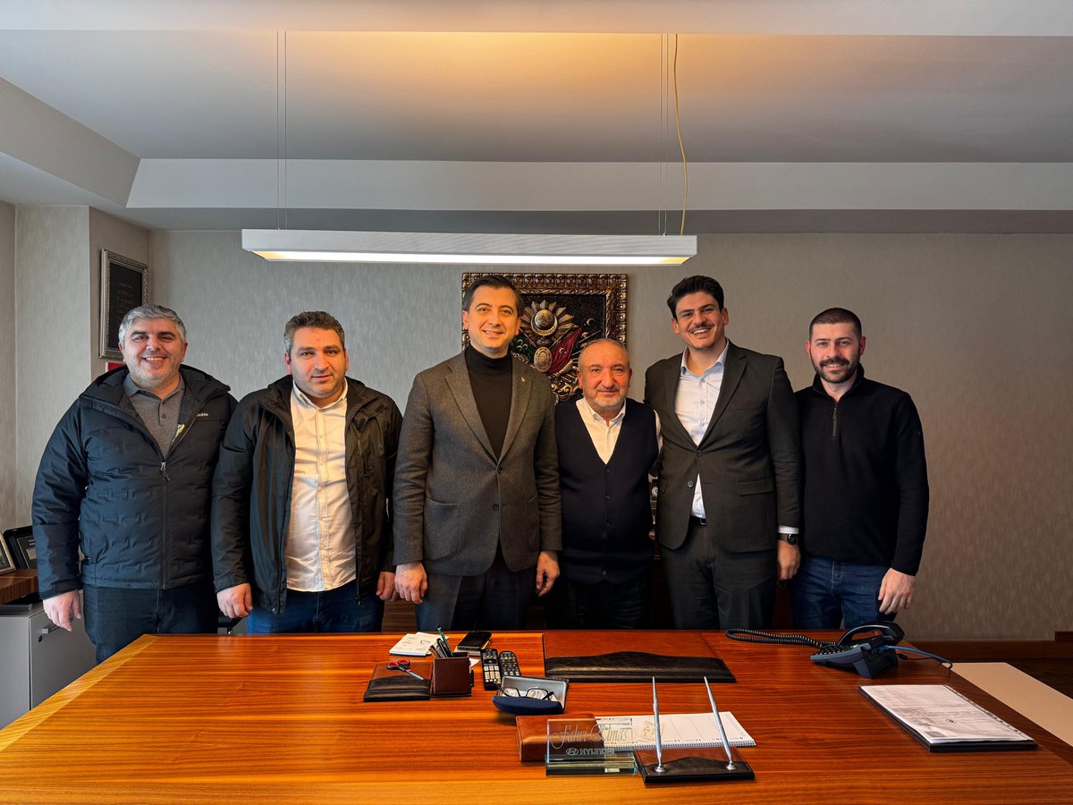 İlçe Başkanımız Sn. Serkan Polat, Hyundai Elmas Otomotiv İşletme Sahibi Fahri Elmas’ı ziyaret etti.

Nazik misafirperverlikleri için kendilerine teşekkür ederiz.

#OrtakAkıl 

<a href="/abdullahozdemir/">Abdullah Özdemir</a> 
<a href="/srkplt/">Serkan POLAT</a> 
<a href="/mmurselkaya/">Muhammet Mürsel Kaya</a> 
<a href="/akpartiistanbul/">AK Parti İstanbul</a>