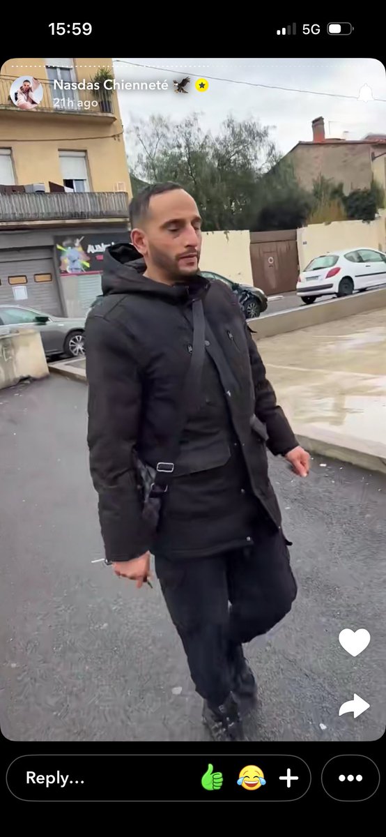 7ONYSOPRANO's tweet photo. CREVETTE DETECTÉ DANS LA STORY DE NASDANTCHE JE REPETE CREVETTE LA ZONE DANS LA STORY DE NASDAK https://t.co/23Ea0H2H7C