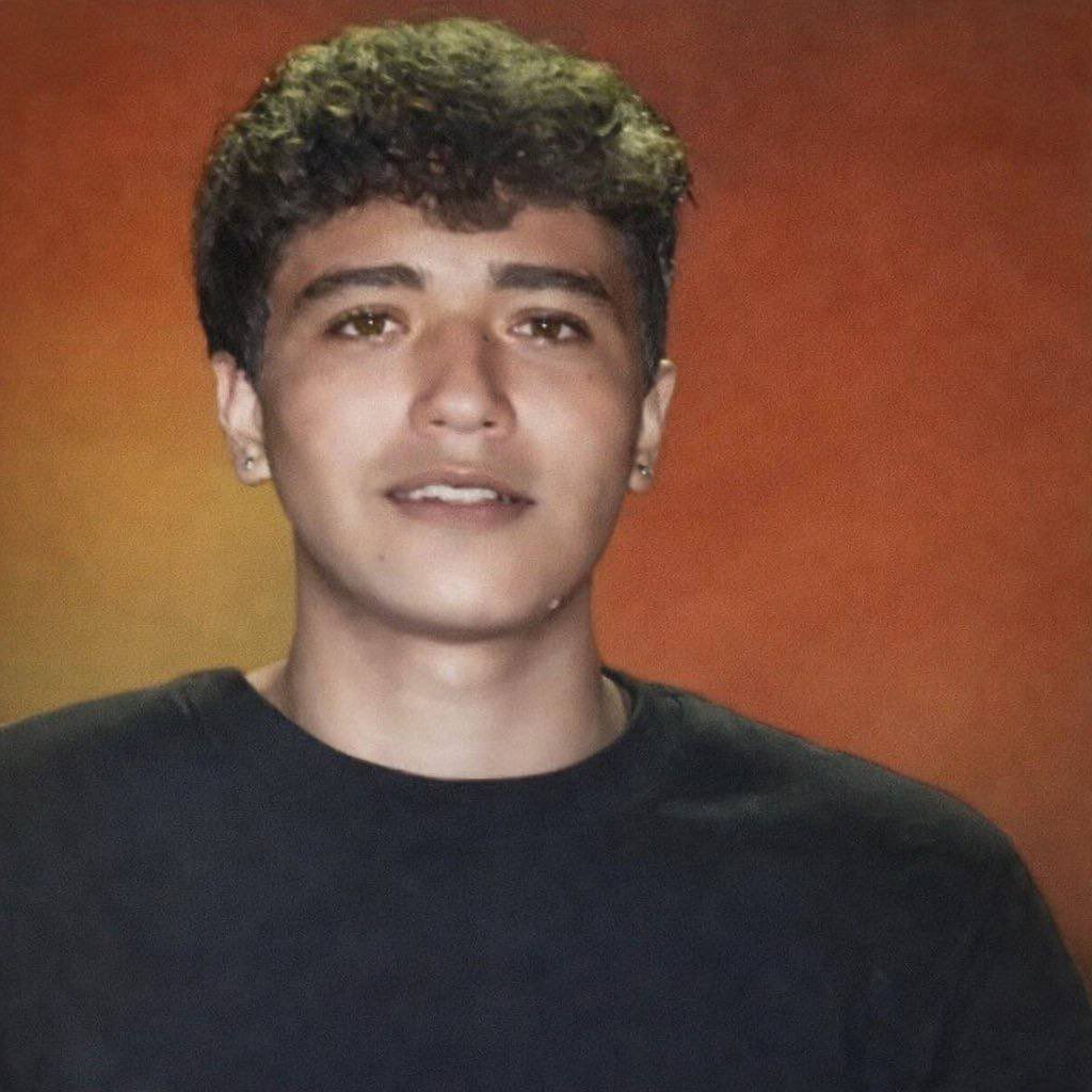 Iman Farei, 18 year old, was killed in Arak by the Islamic regime of Iran during a peaceful protest.

They will not be forgotten.

#IranMassacre #IranRevolution2026