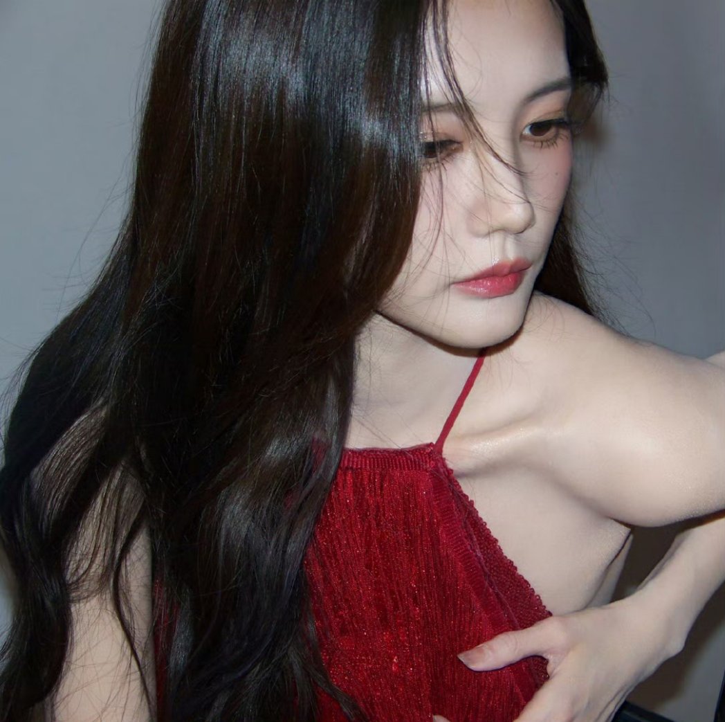 li yitong archive tweet media