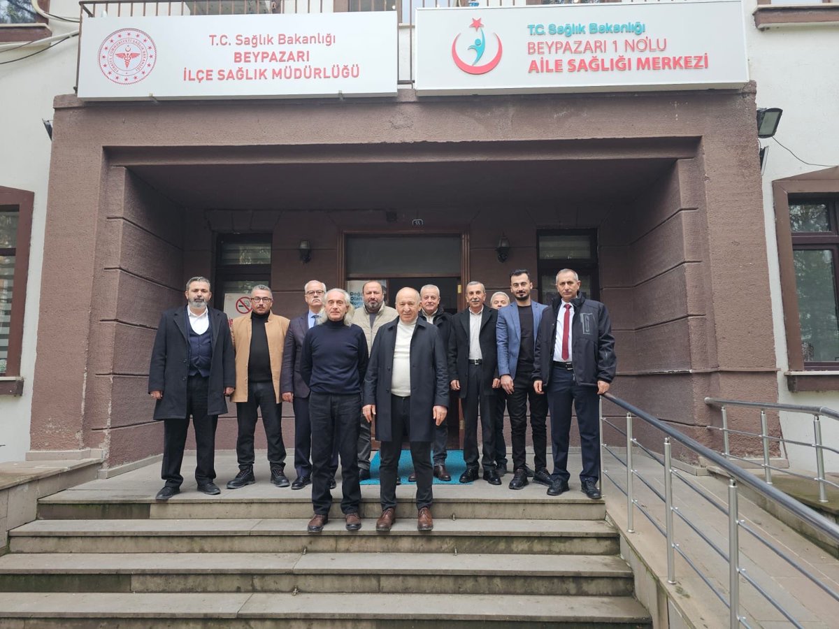 ErdoganOrhanTr's tweet photo. Liderimiz Genel Başkanımız Sn Devlet Bahçeli Beyin Talimatlarıyla  Dinlemedik dert, paylaşılmadık sorun kalmayacak…
Tasanı dinlemeye, kaygını anlamaya, sıkıntını paylaşmaya geliyoruz faaliyetlerimiz kapsamında Beypazarı İlçe Sağlık Müdürümüz Sn.Kerem Zeki FİKRET'i ziyaret ettik. https://t.co/TPctQzPbsF