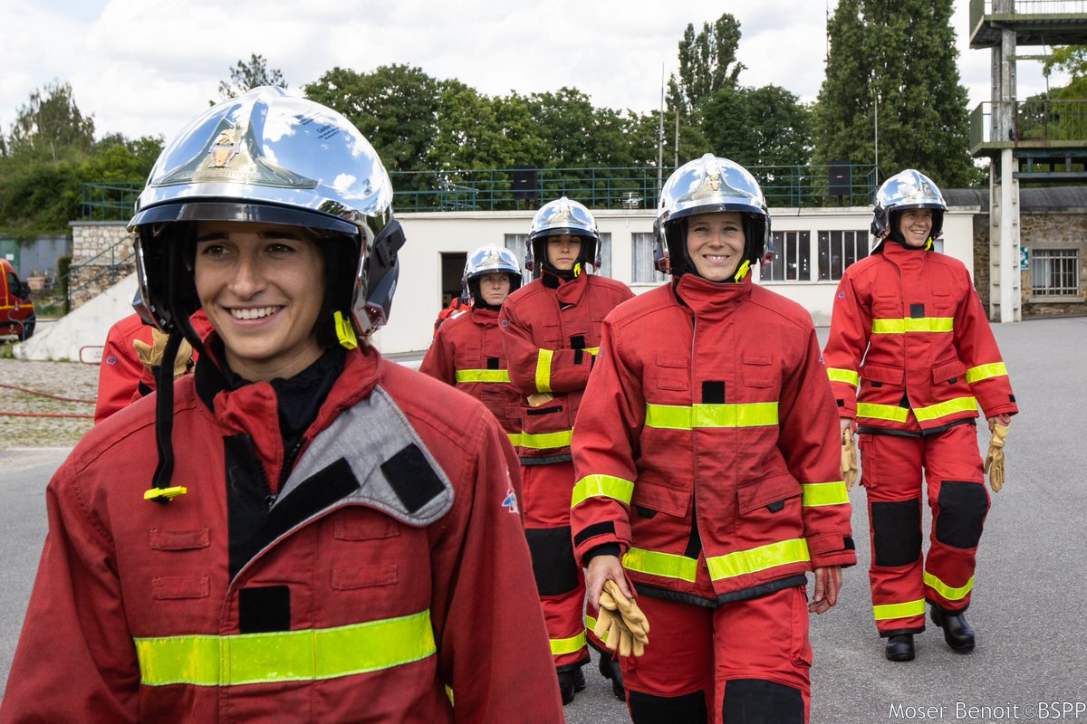 PompiersParis tweet media