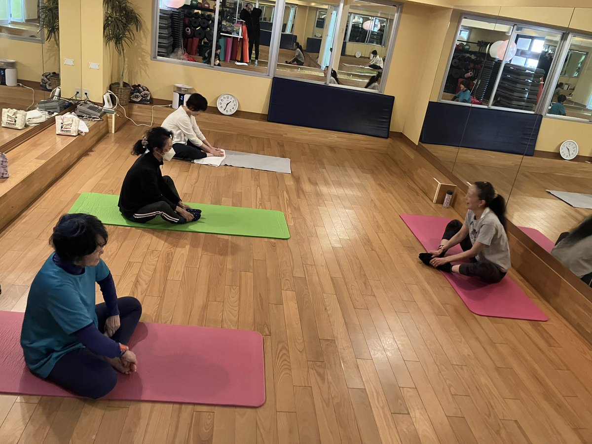 Studio Lesson
✨️𝐲𝐨𝐠𝐚✨️優しいストレッチ＆ヨガ🧘‍♀️
 #studiolesson  #Stretch #yoga