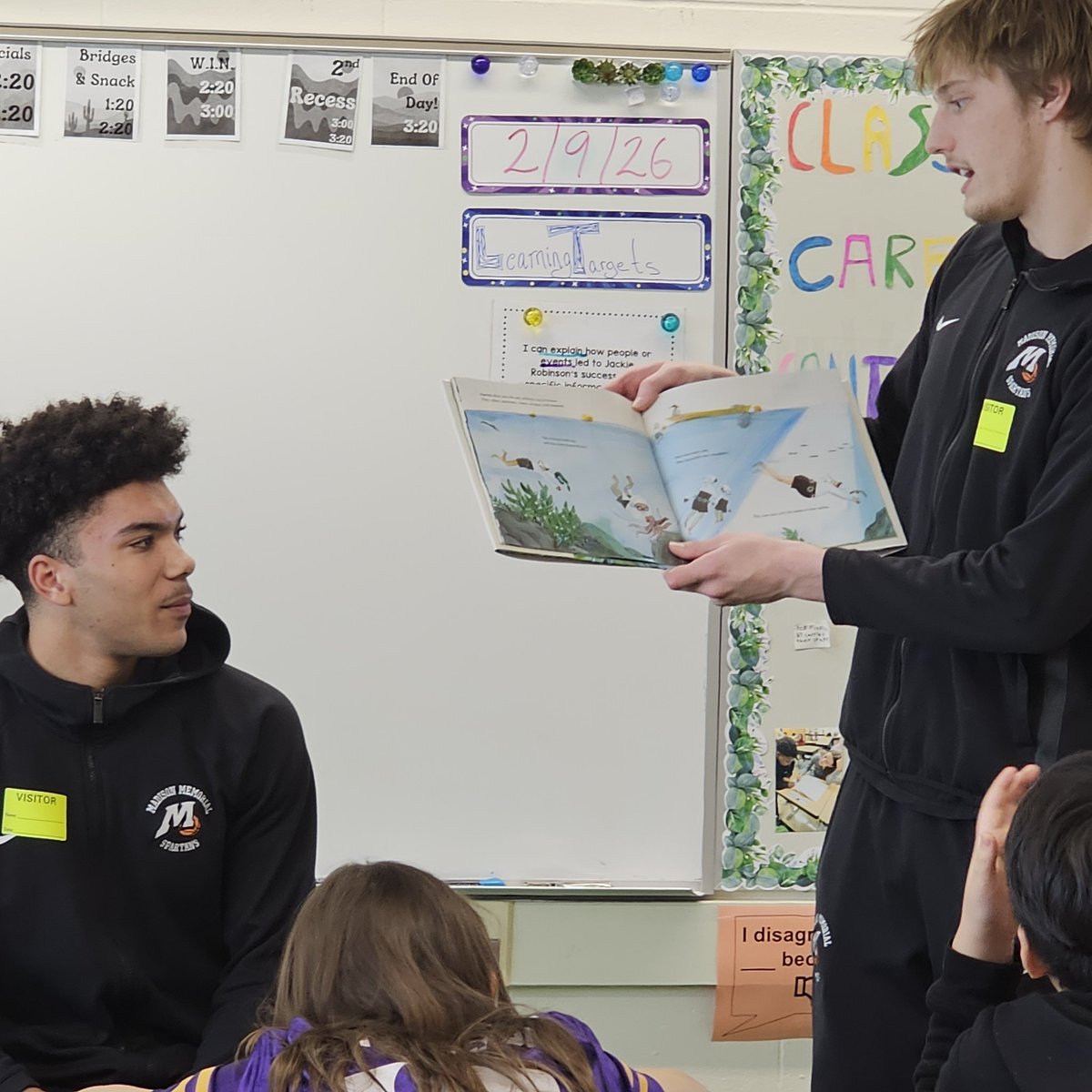 Memorial Boys Basketball tweet media