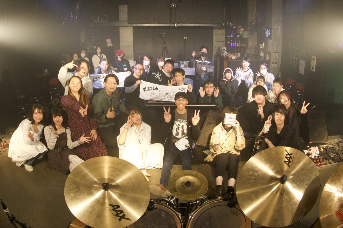 taro_s660's tweet photo. 本日は『ともに眺む星月』ご来場くださりありがとうございました！

人生でこんなに誕生日を祝われたのは初めてで、めっちゃ感動しています！

良い出演者の方々と良い観客の皆様のおかげで良い企画になって楽しかったです！
みんなの輝きを思い出して今年も頑張ります！
2026.2.11@町田The Play House https://t.co/f3xyuW18tS