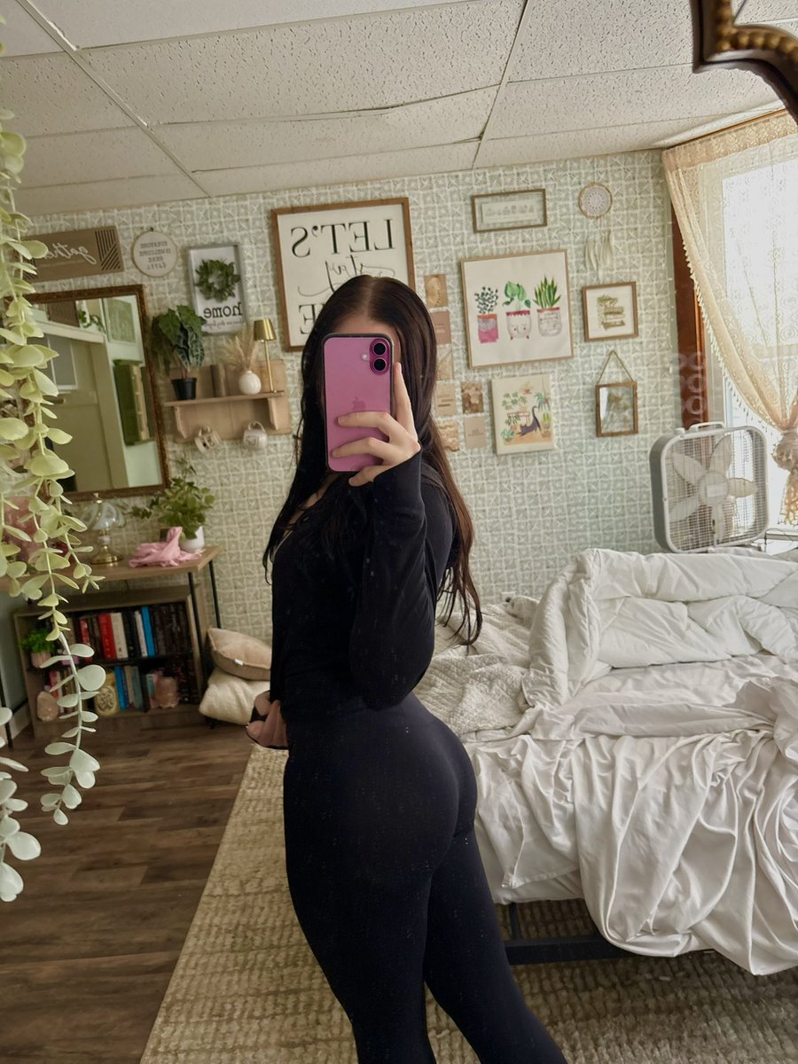 kayleyzbaby🍒 tweet media