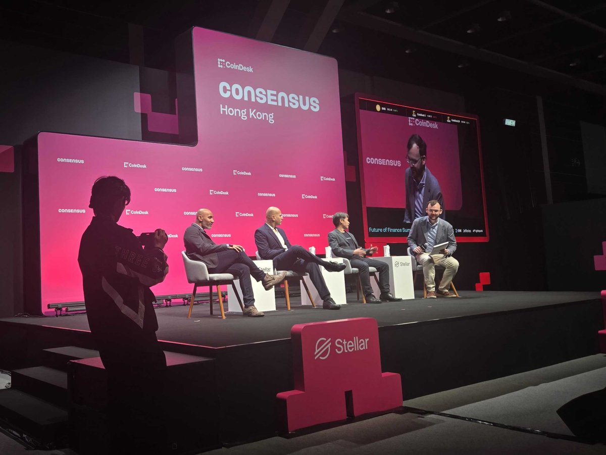 “Tokenization creates incremental distribution opportunities that otherwise wouldn’t exist.”

From Consensus Hong Kong, <a href="/rajachak75/">Raja Chakravorti</a> discussed how APAC is advancing institutional distribution onchain, and why that changes the game.