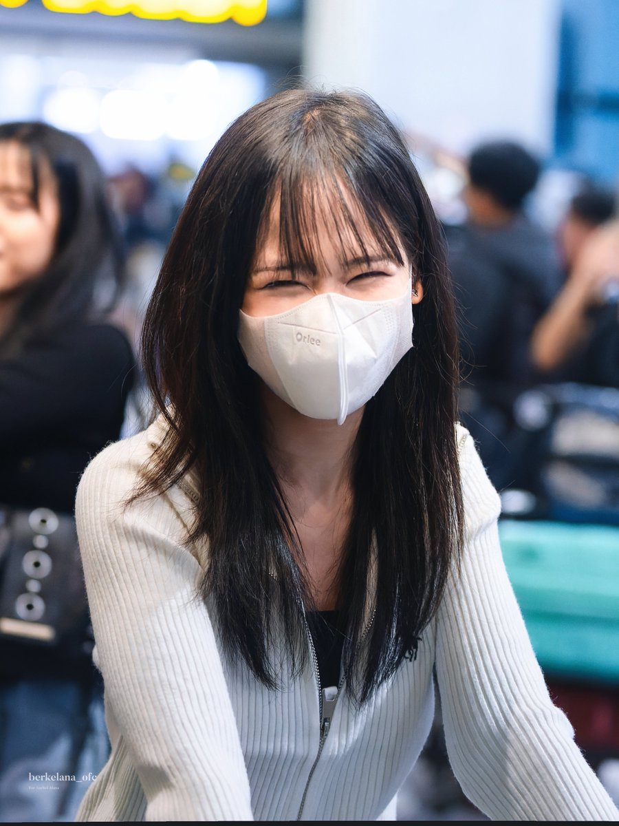 260211 Soetta Int Airport, CGK. 

お帰り、 あらな！ 💙🤍

#JKT48AirportFashion <a href="/AR_LanaJKT48/">Aurhel Alana</a>