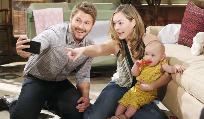 ChelseaMBBfan's tweet image. #BoldandBeautiful #LopeTenDayChallenge #Lope
Favorite photo.
The last day, it’s been fun, thank you @BGenoacity9002

This will have to be a thread. Deal with it or mute. 💪

There are too many, but this was my header for while. I adore it.