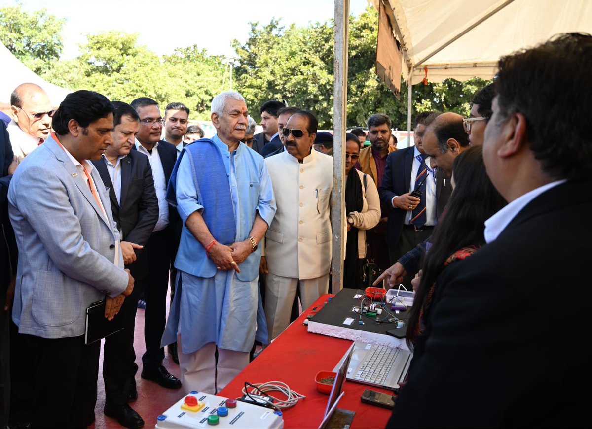 CellSkuast's tweet photo. Lieutenant Governor Shri Manoj Sinha inaugurated the three-day Agriculture Summit and Kisan Mela at SKUAST-Jammu, emphasising that the ‘Agriculture First’ policy and AI-enabled Advanced Agriculture are vital for a Viksit Bharat and Aatma-Nirbhar J&amp;K# https://t.co/Xi0EeglEIQ