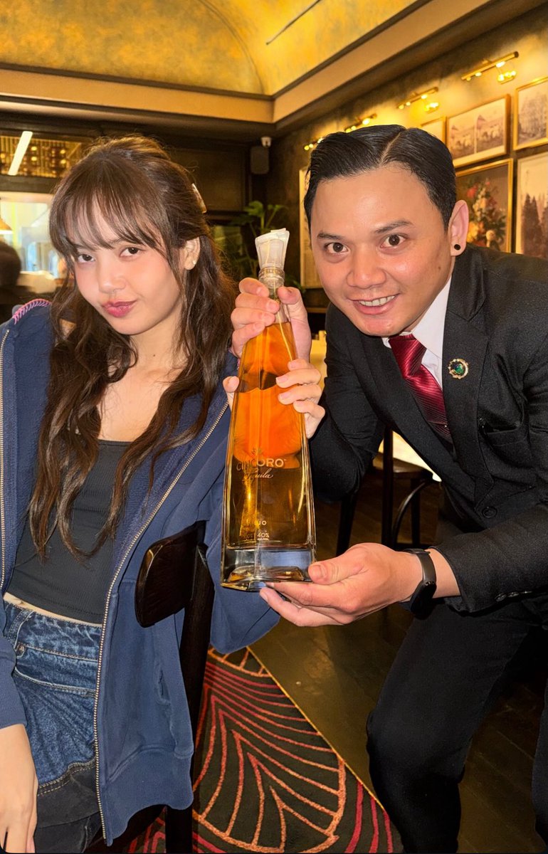 LaliceUpdates's tweet image. Maxim Baldry (Tygo co star) IG story update with #LISA: 

@wearelloud