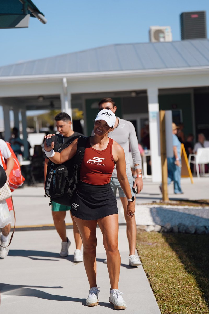 Catherine Parenteau tweet media