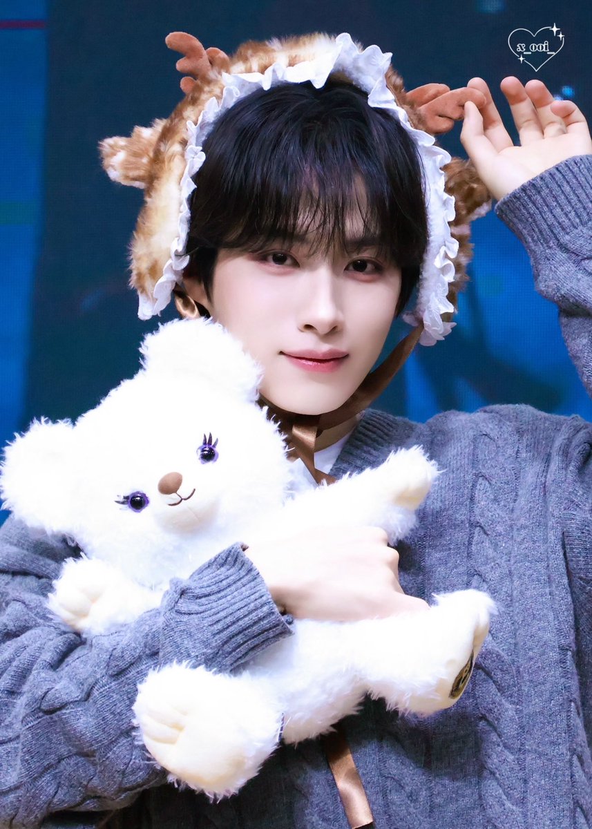 260205

🤍🤍🤍

#원어스 #ONEUS #시온 #XION #손동주