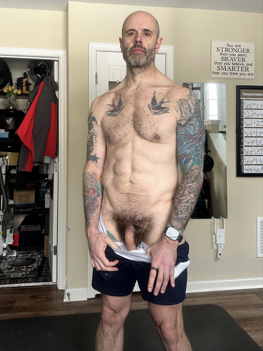 Brief_Steve's tweet photo. Celebrating 10k followers on insta and last day in my 40’s, bring on 50! Stay sweaty my friends!
#meninbriefs #meninunderwear #guysinundies #guysinbriefs #sweatybriefs #liveoutloud #tightywhities https://t.co/55aK090YUL
