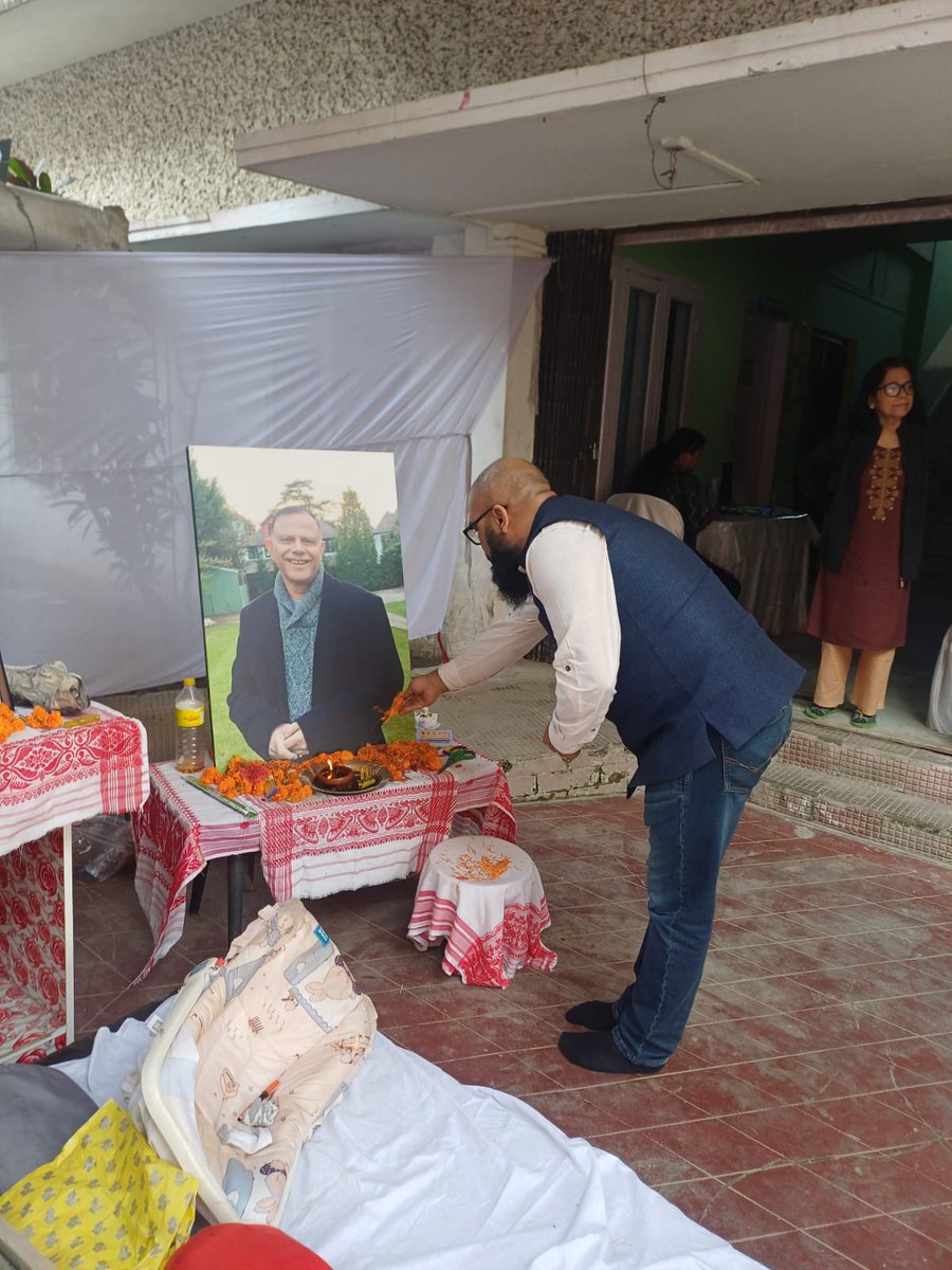 mriganka_dr's tweet photo. Deeply saddened by the demise of Dr. #AmiyaSarma sir of #jorhat .Loss of this veteran doctor left a great dent in the society as well as in #NEDS (North East Diabetes Society) as he played a vital role in retrieval of the organization.
#omshanti π https://t.co/vXNTSGYrzD