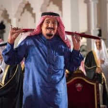 اللهم احفظ مليكنا وقائدنا وأبانا ابو فهد ومتعه بالصحة والعافية يارب العالمين 🙏🏻🌹 حبيبنا الله يطول عمره يارب 🌹🙏🏻