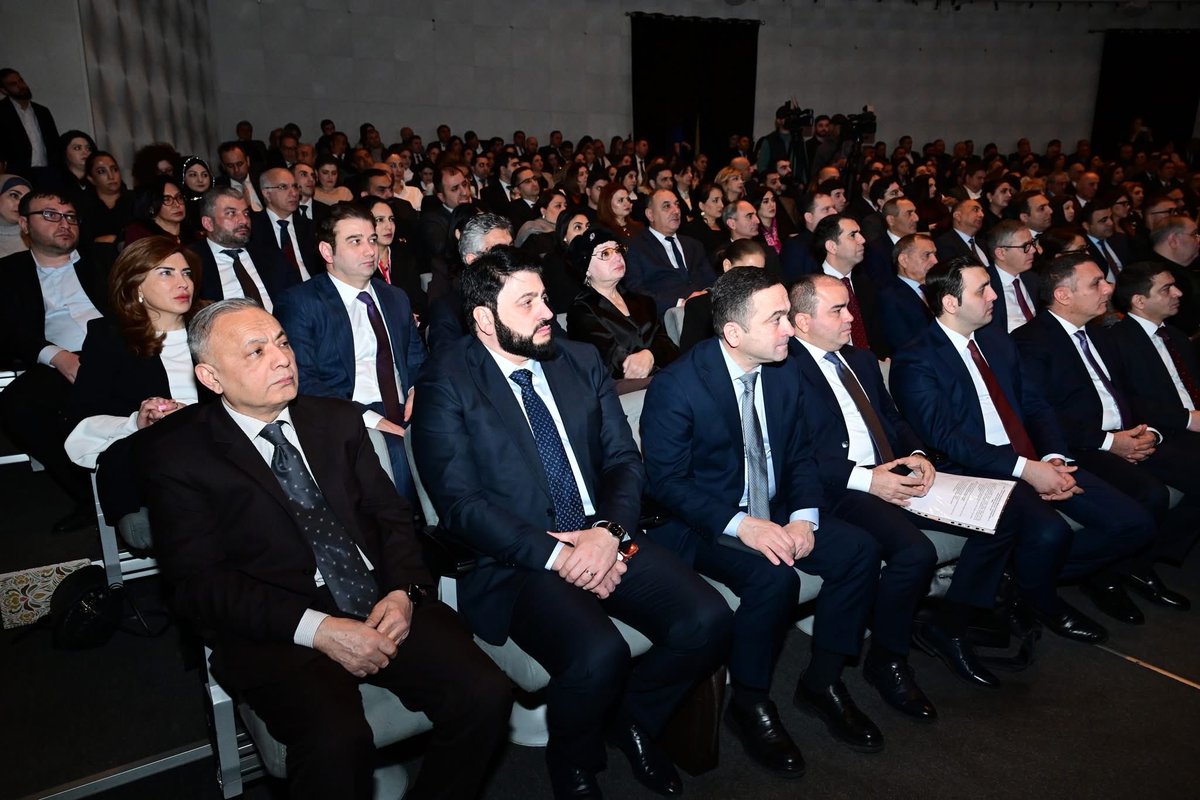 Fevralın 11-də Azərbaycan Respublikası Mədəniyyət Nazirliyinin 2025-ci ildəki fəaliyyətinə dair genişləndirilmiş kollegiya iclası keçirilib. 

Ətraflı: shorturl.at/wVLXM

#Azərbaycan #MədəniyyətNazirliyi #mədəniyyət