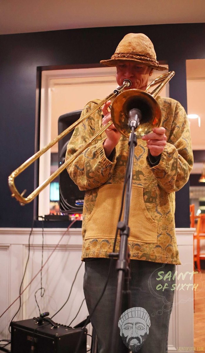 olfashionednews's tweet image. The Kenosha Yacht Club Bar &amp;amp; Grille may have recently changed the hours and day of its open mic; however, it’s still the same dynamic experience. 

Read more about and check out about 38 more photos from the mic at saintofsixth.com/2026/02/11/ken…

#spreadtheword #kenosha #subscribe