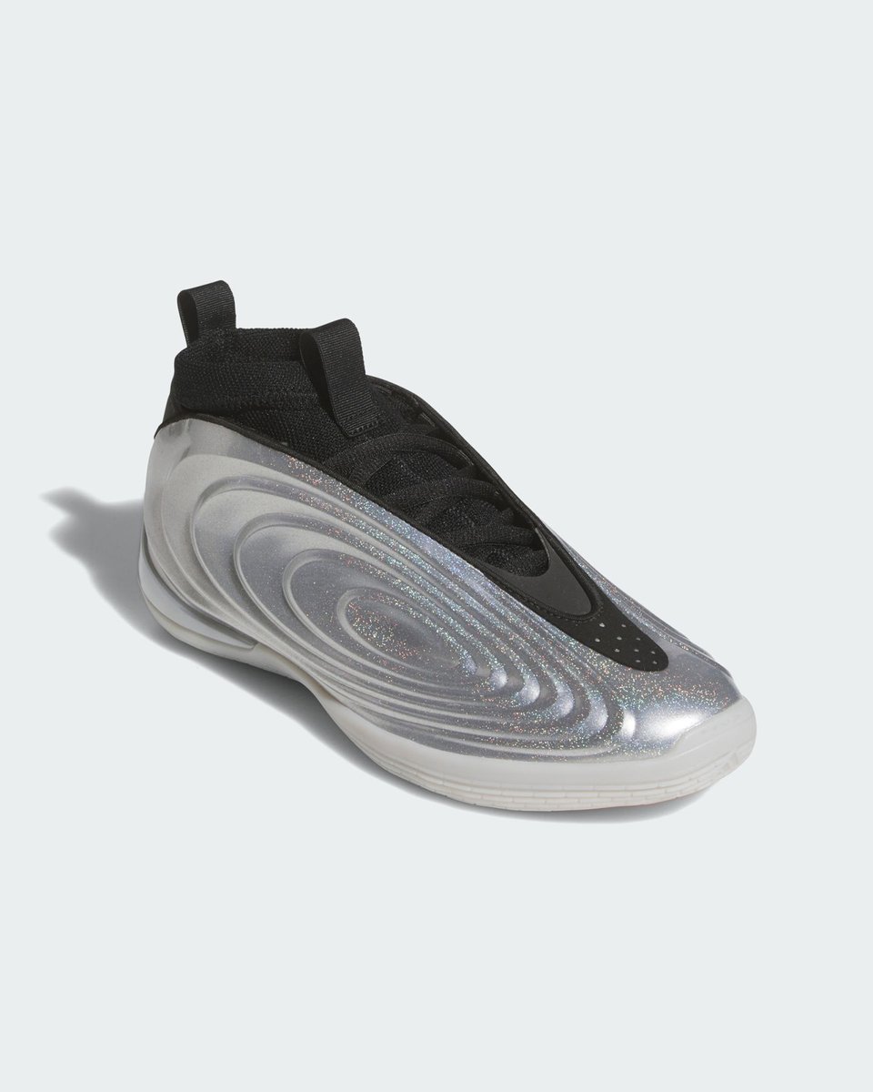 adidas alerts tweet media