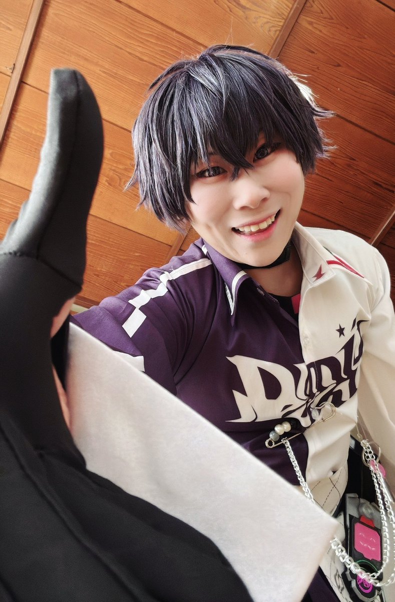 コス写真/🌈🕒/🤝

俺と握手っ！！！

衣装:<a href="/wan_cos0010/">紘</a> 
📸自撮り