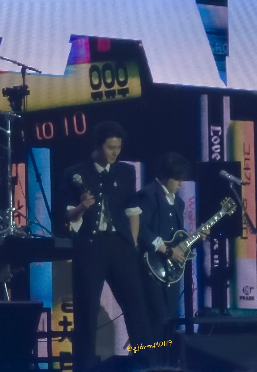 이거 보고 연반곰영 쌉가능! 이라고 외쳣음
연반곰영 해주실 분?