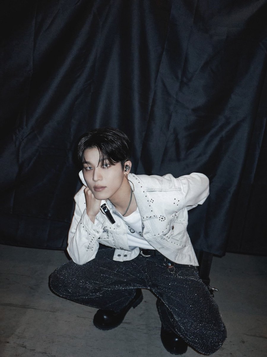 ⠀
⠀⠀⠀⠀⠀ ⠀⠀⠀⠀ ⠀⠀black   &amp;̲   white