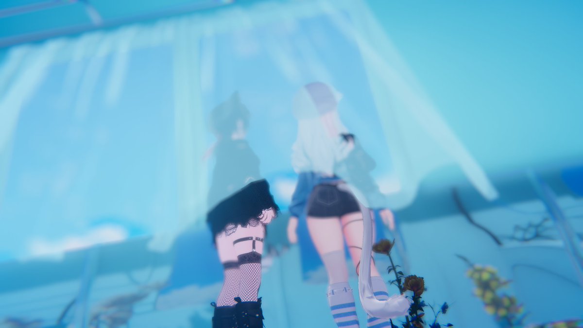 透き通る世界すぎる
(写真：<a href="/medakoro0321vrc/">さめころ🦈=Ξ (VRC)</a>)