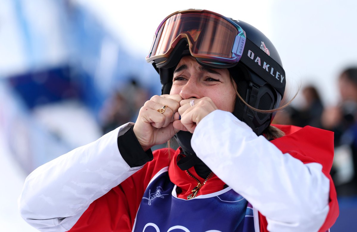 Olympics's tweet photo. Believe it, Perrine! 🥉

#MilanoCortina2026 https://t.co/ybpMuAWPvd