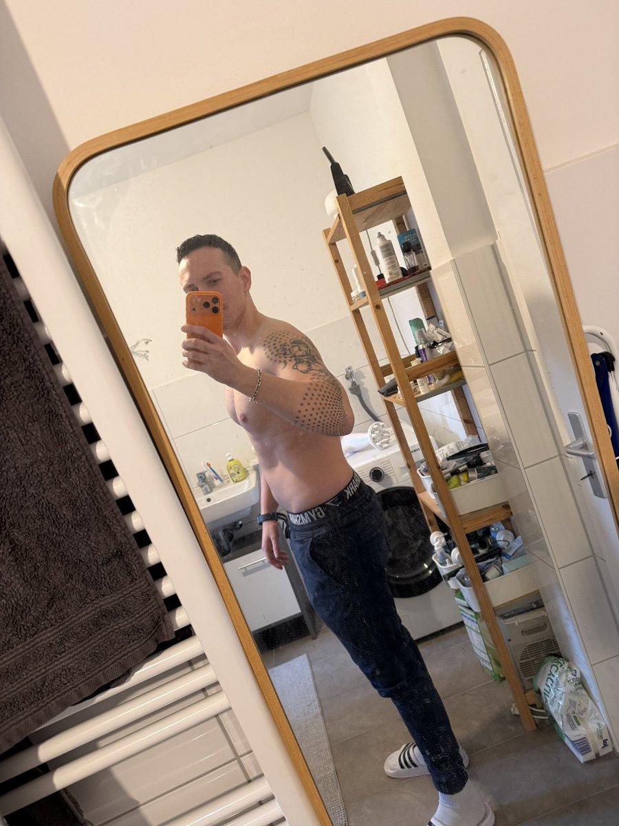 Henry tweet media