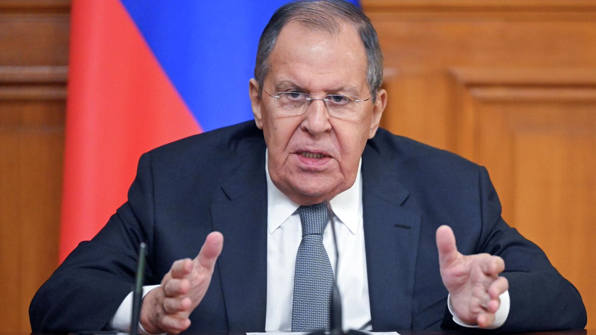 PrensaLatina_cu's tweet photo. El canciller #SergueiLavrov confirmó que, tras la expiración del #StartIII , #Rusia 🇷🇺 continuará respetando las restricciones cuantitativas estipuladas en el acuerdo, si #EstadosUnidos 🇺🇸 también las cumple
Más en #PrensaLatina
🔗https://t.co/CjCiOr86vk https://t.co/HEzIG4FGTK
