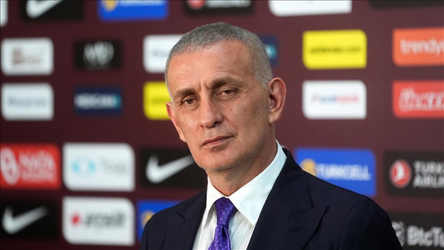 Mourinho’nun ingilterede verdiği raportaji PFDK’ya sevk ettirdin, Oosterwolde instagramda tasmalı icardi paylaştı diye maç cezası verdin, küfür edildi diye 20 bin Fenerbahçelinin biletini bloke ettin

Bakalım elinde cinsel içerikli aletle ile gezen icardi’ye ne ceza vereceksin !