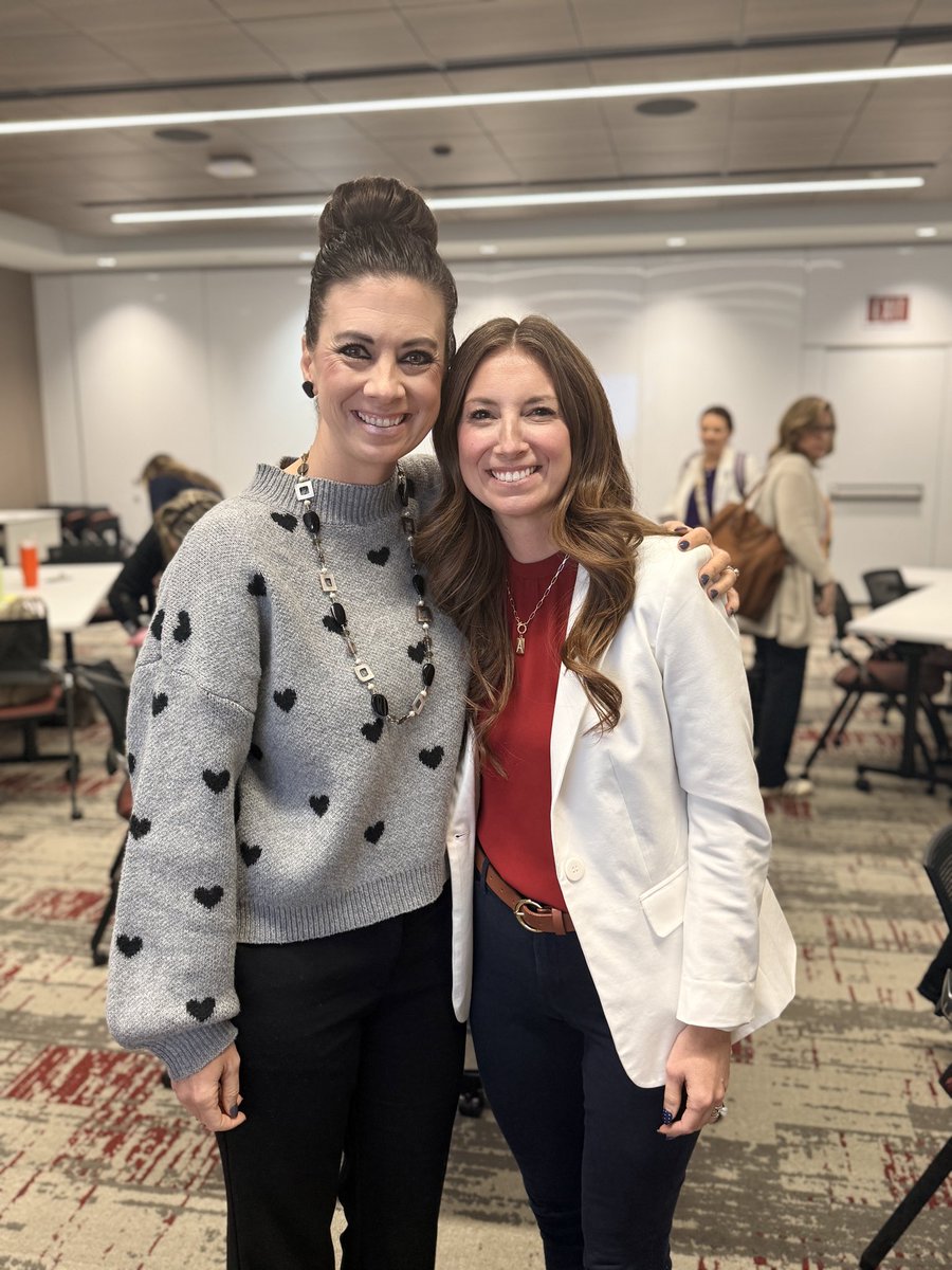 Regina Dumar tweet media