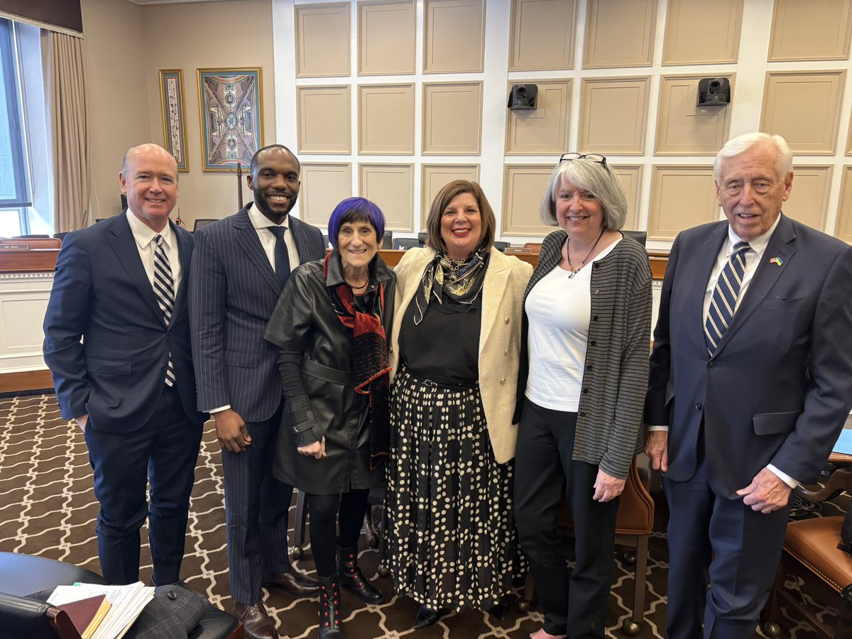 Eric Mackey tweet media