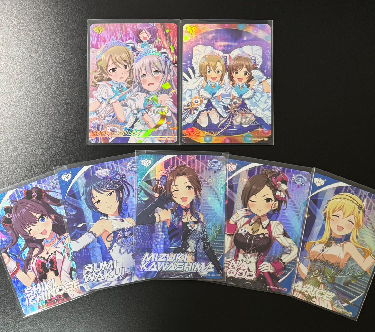 カードフォリオ何度か箱買いしてますが、2箱購入して初めてMR自引き