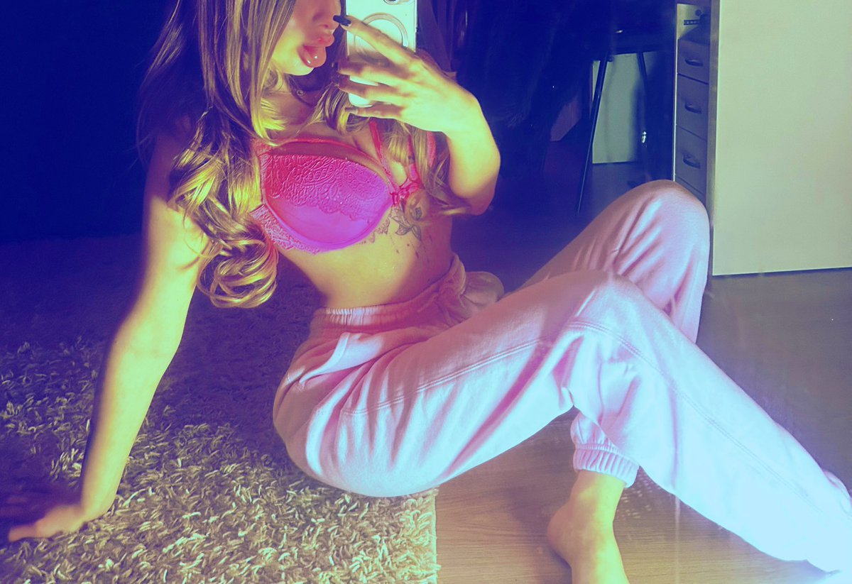 Inecz (@ineczbaba) on Twitter photo 