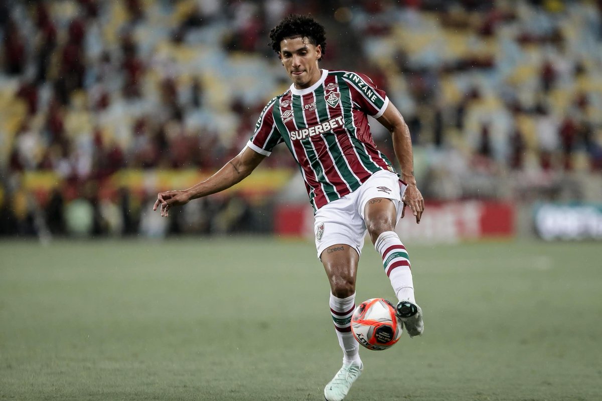 MercadoBola7's tweet photo. 🔄 Empréstimo acertado 🇧🇷

O Fortaleza fechou o empréstimo do lateral-esquerdo Gabriel Fuentes, 29 anos, do Fluminense.

Vínculo até o fim da temporada.

📊 Pelo Flu:
34 jogos • 5 assistências

🗞️ canaldosauloalves https://t.co/vcITJJkTe7