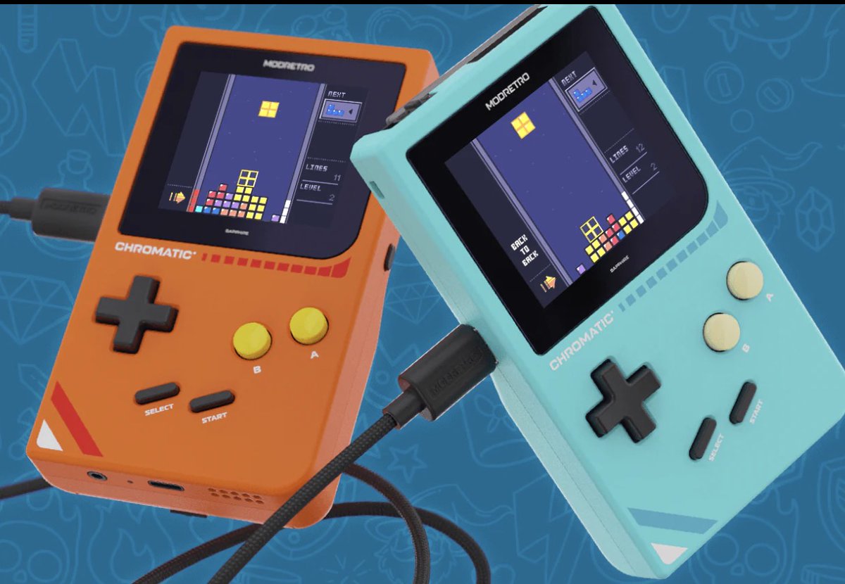 another_dayu's tweet image. 会是 #Analogue pocket 先有货，还是 #MODRETRO 先出 GBA 版呢？

比起 Analogue 的极简风，我更喜欢 MODRETRO 的复古风，亮蓝色机身太酷了。